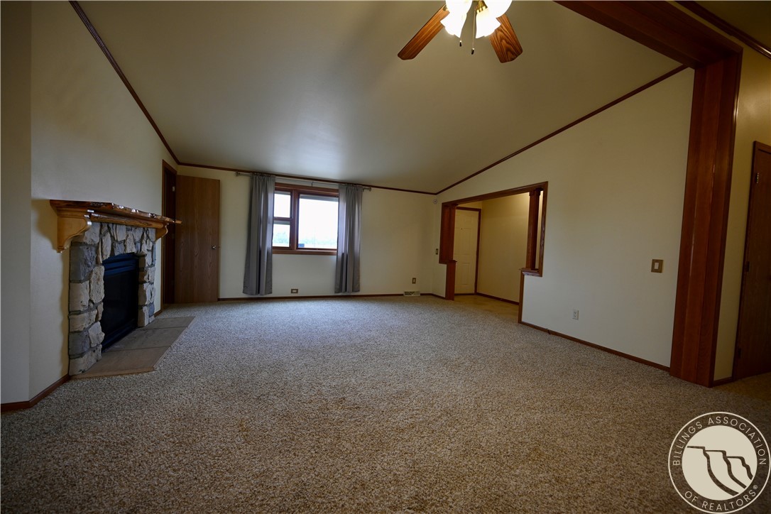 2410 Boggio LANE