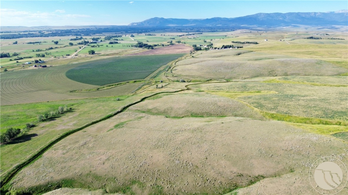 40 Acres Maki Johnson ROAD