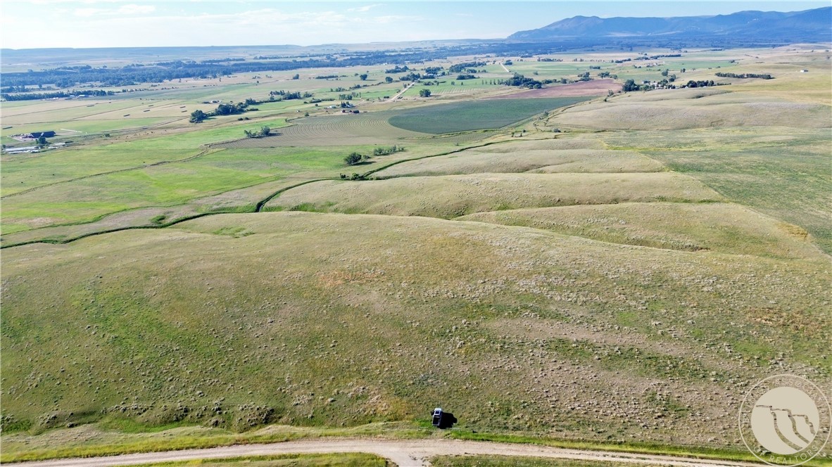 40 Acres Maki Johnson ROAD