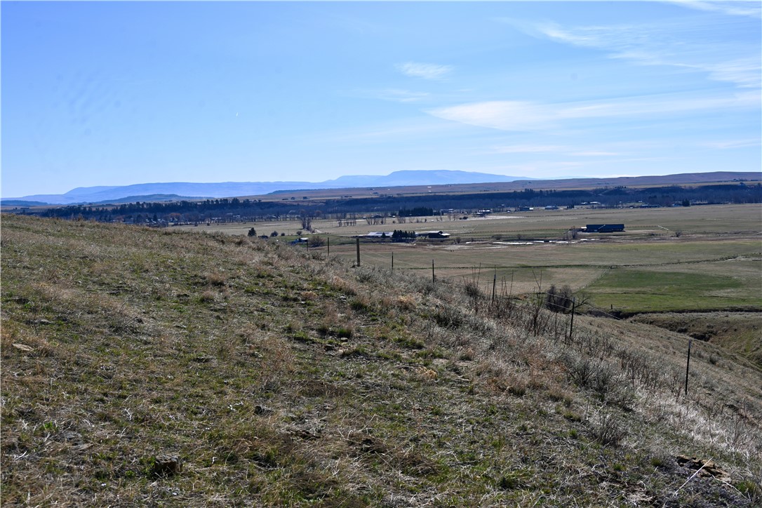 40 Acres Maki Johnson ROAD