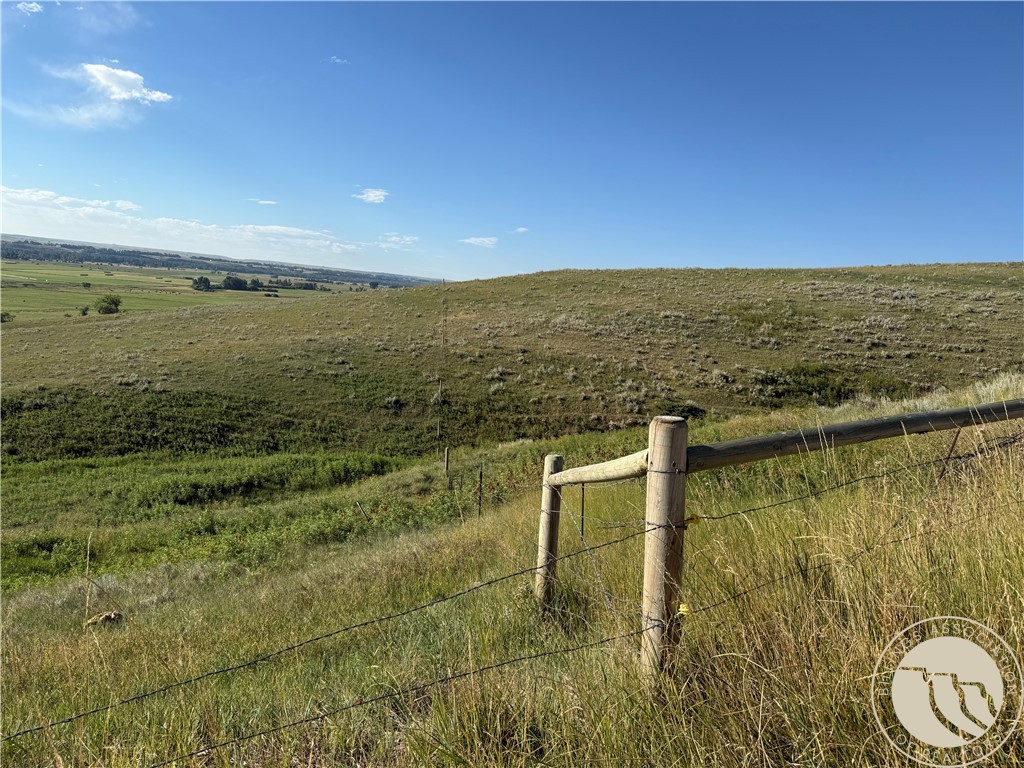 40 Acres Maki Johnson ROAD