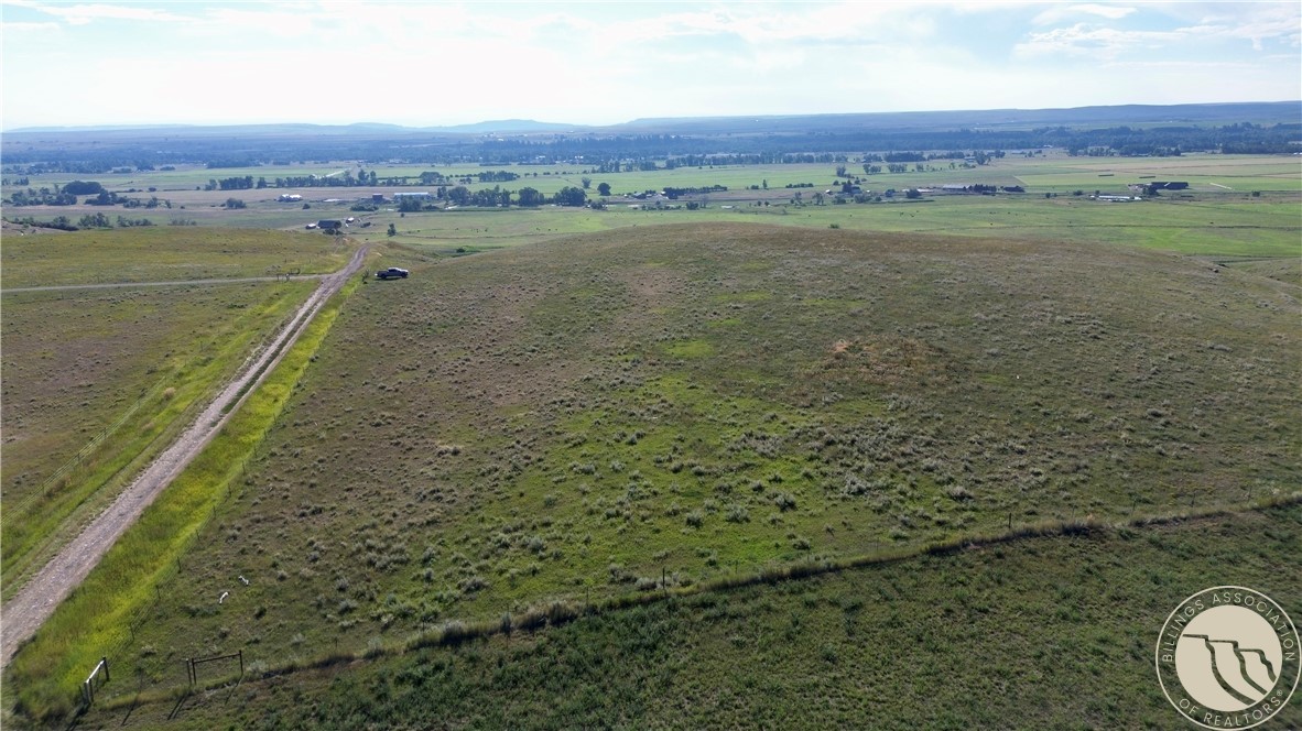 40 Acres Maki Johnson ROAD