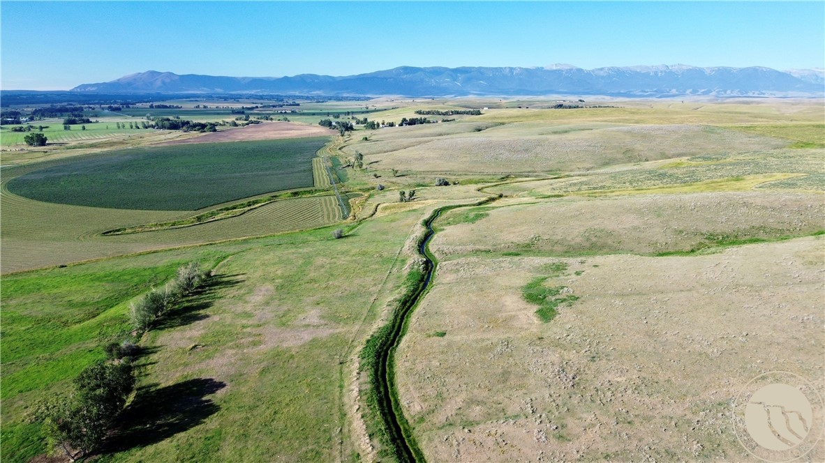 40 Acres Maki Johnson ROAD