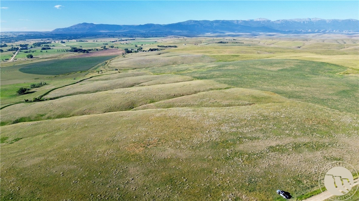 40 Acres Maki Johnson ROAD