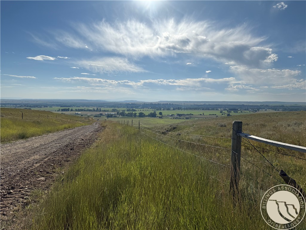 40 Acres Maki Johnson ROAD