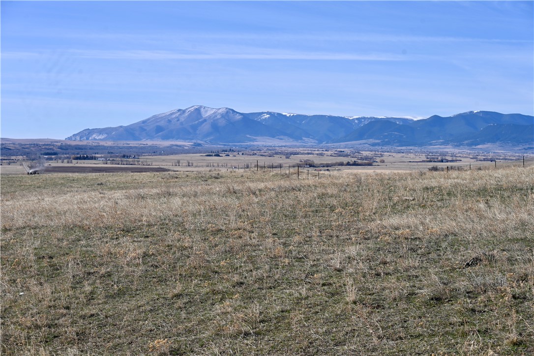 40 Acres Maki Johnson ROAD