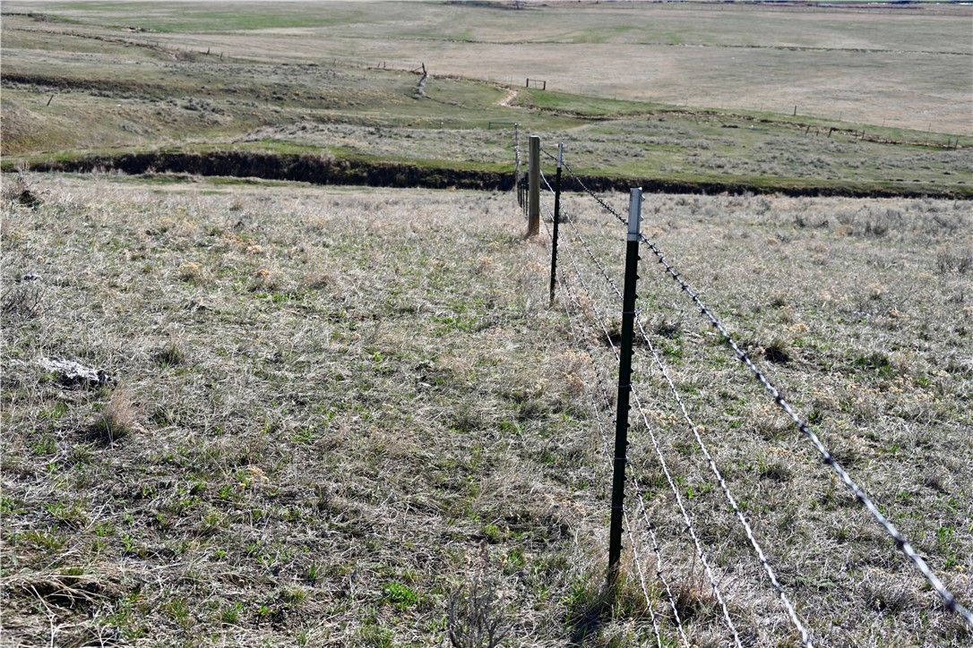 40 Acres Maki Johnson ROAD