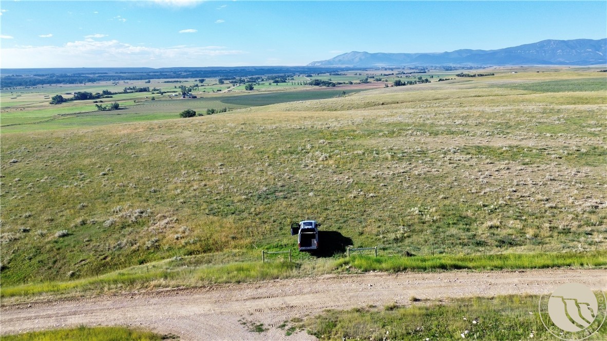 40 Acres Maki Johnson ROAD