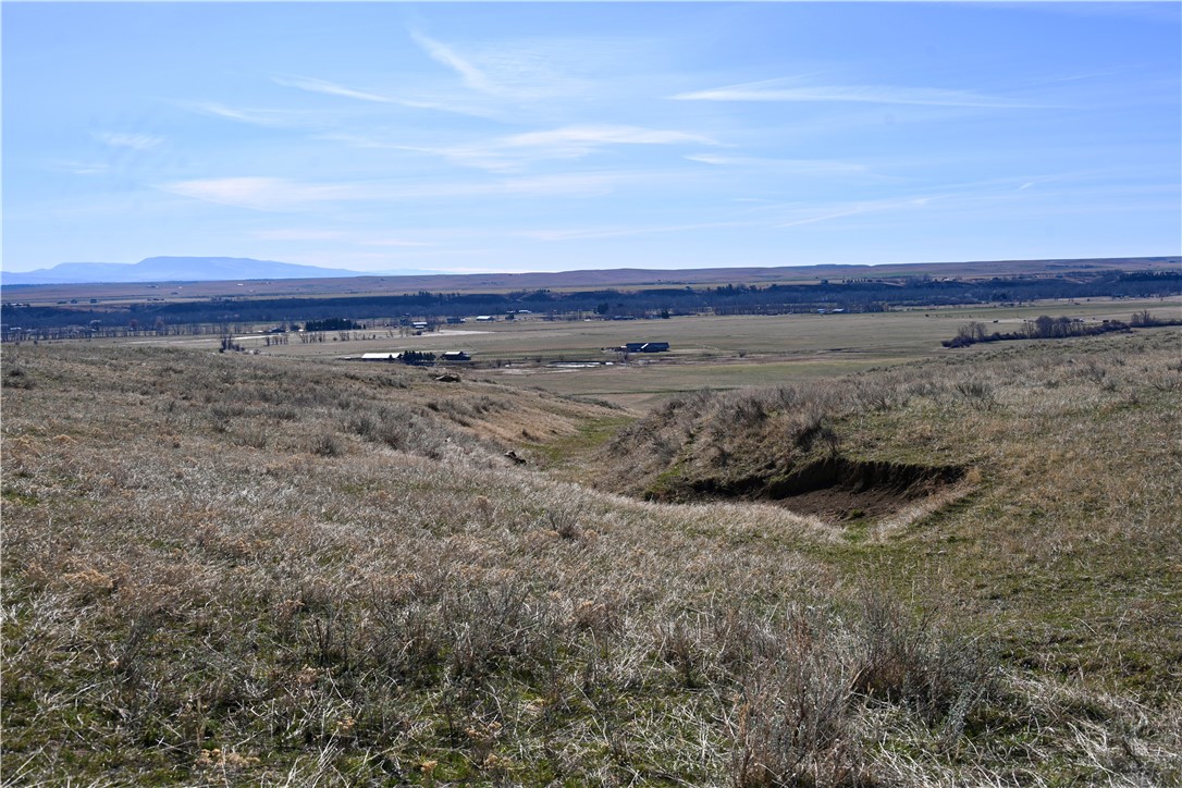 40 Acres Maki Johnson ROAD