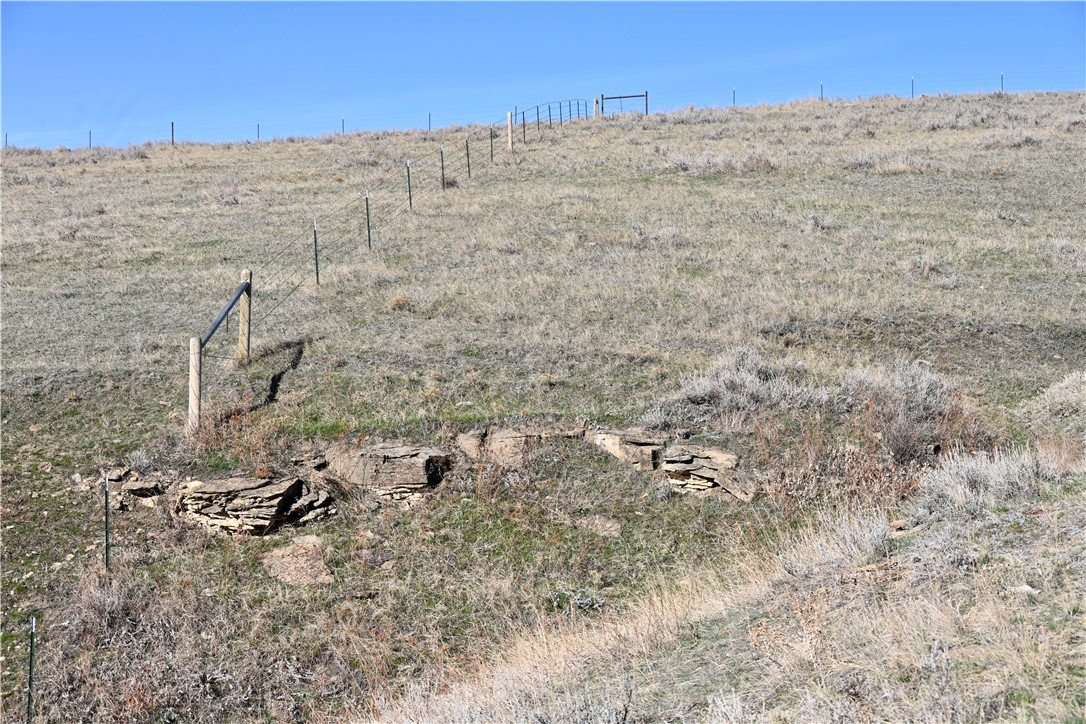 40 Acres Maki Johnson ROAD