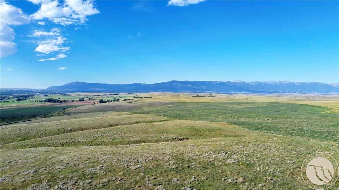 40 Acres Maki Johnson ROAD