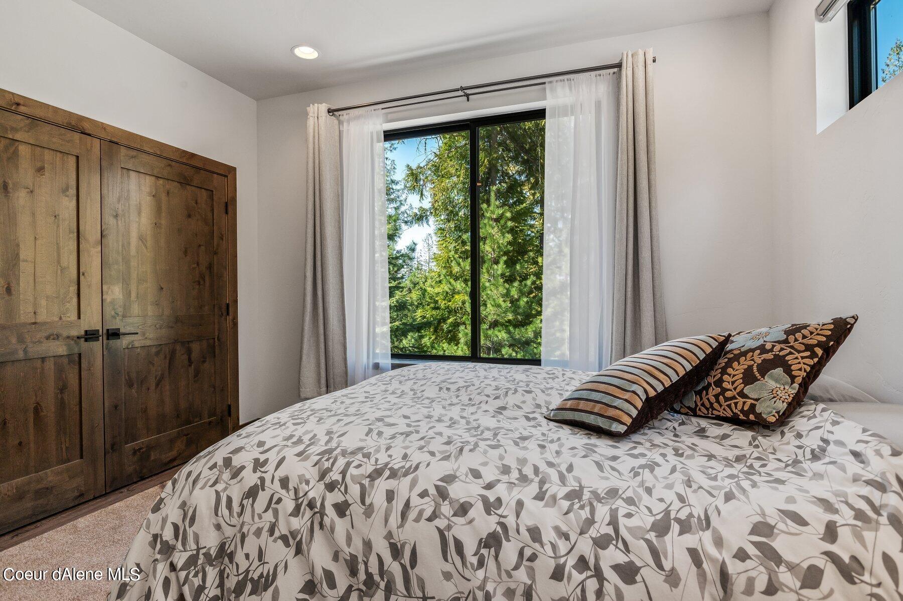 173 Travelers Rest Ct