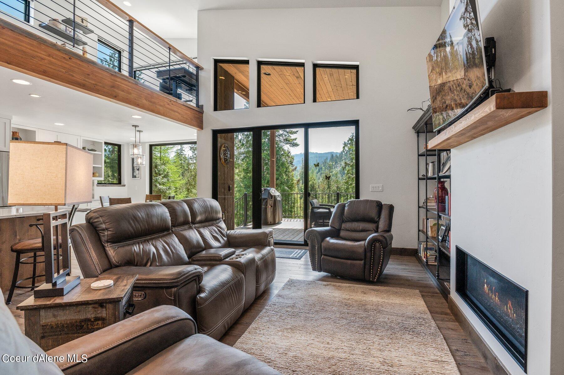 173 Travelers Rest Ct