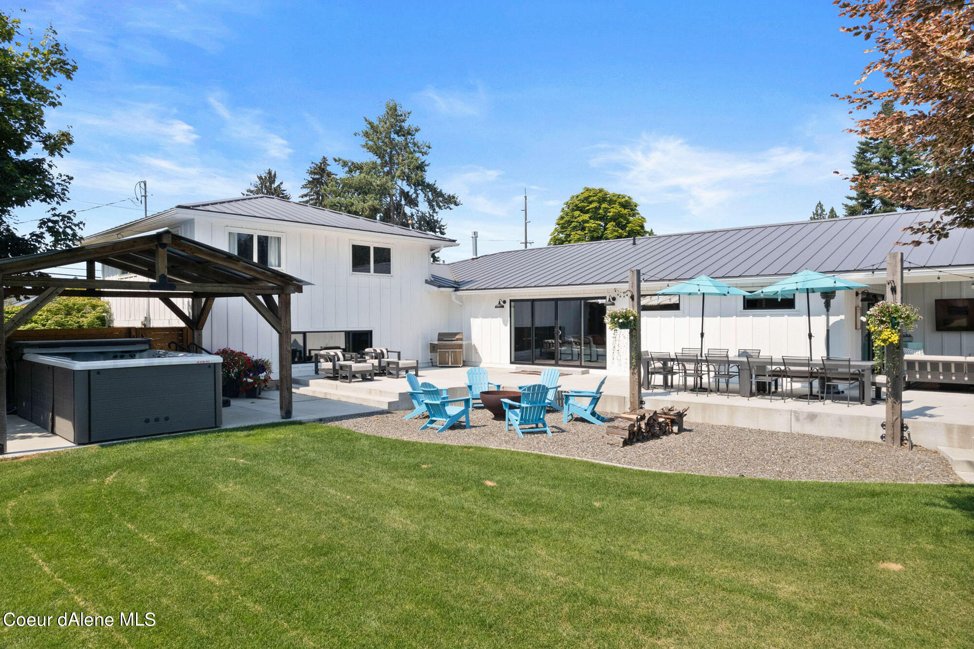 7472 N 15th Street