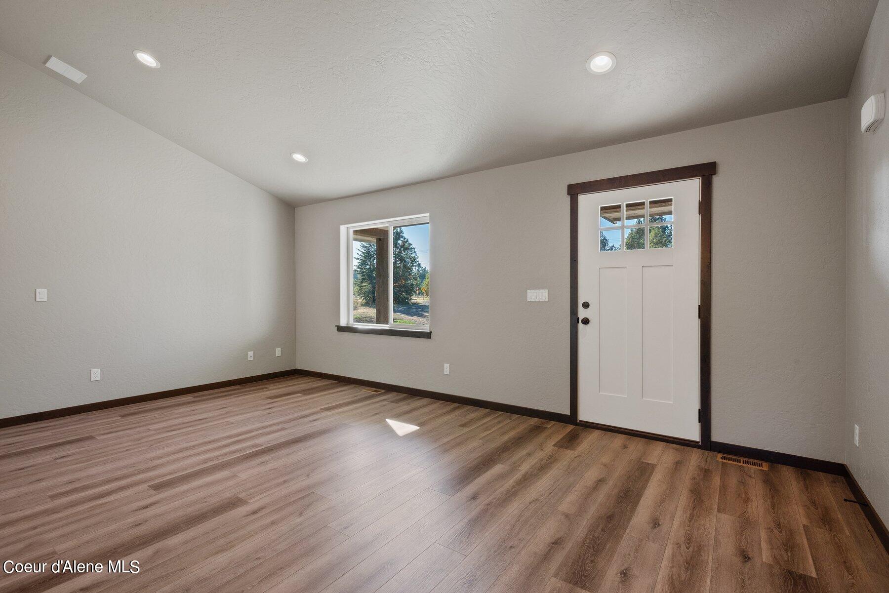 24994 N Old Hwy 95