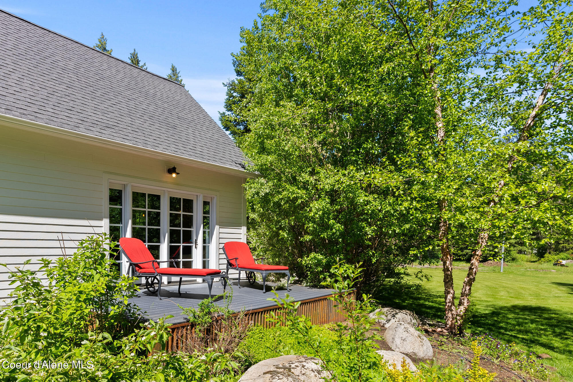 1900 W Hillsdale Road