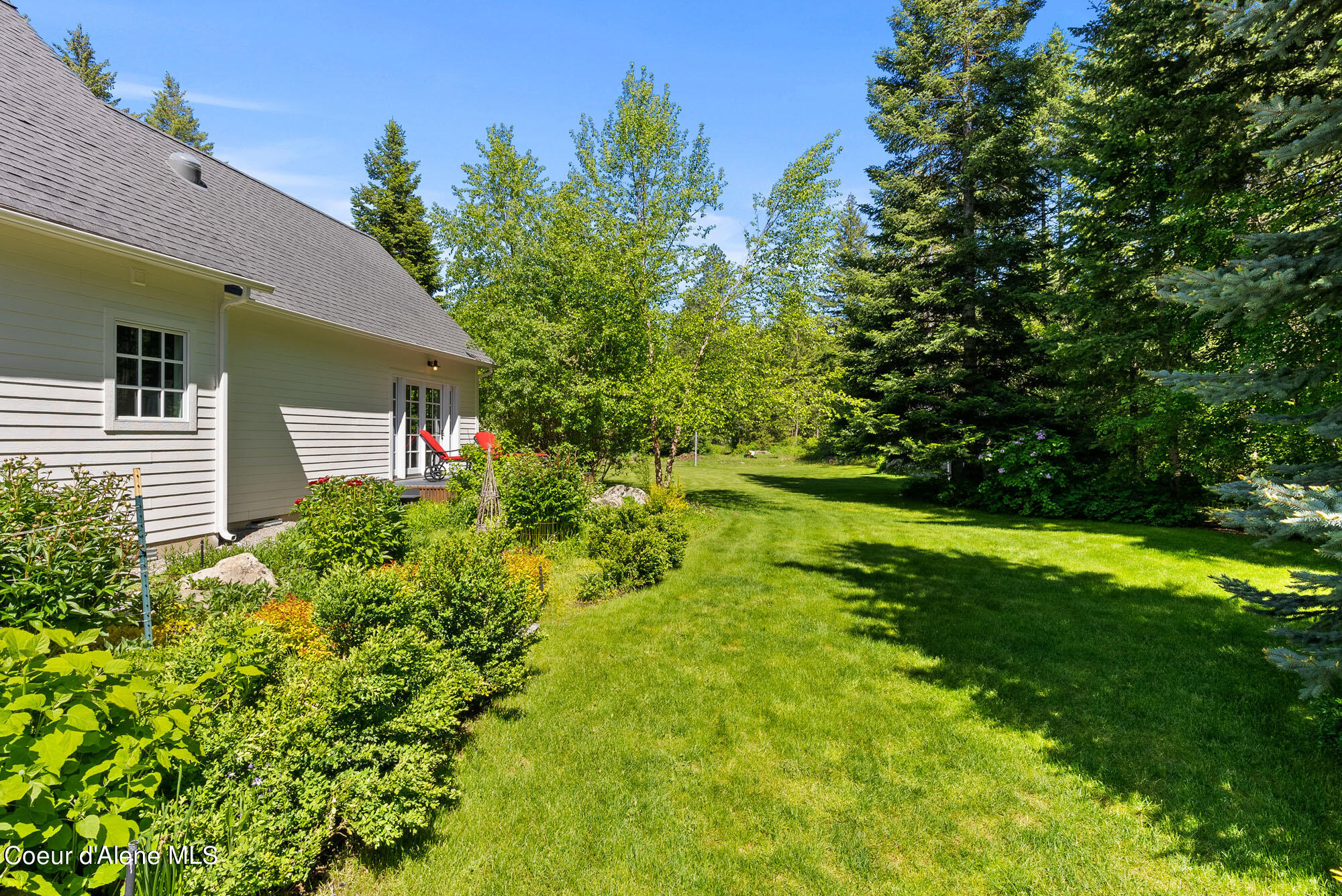 1900 W Hillsdale Road