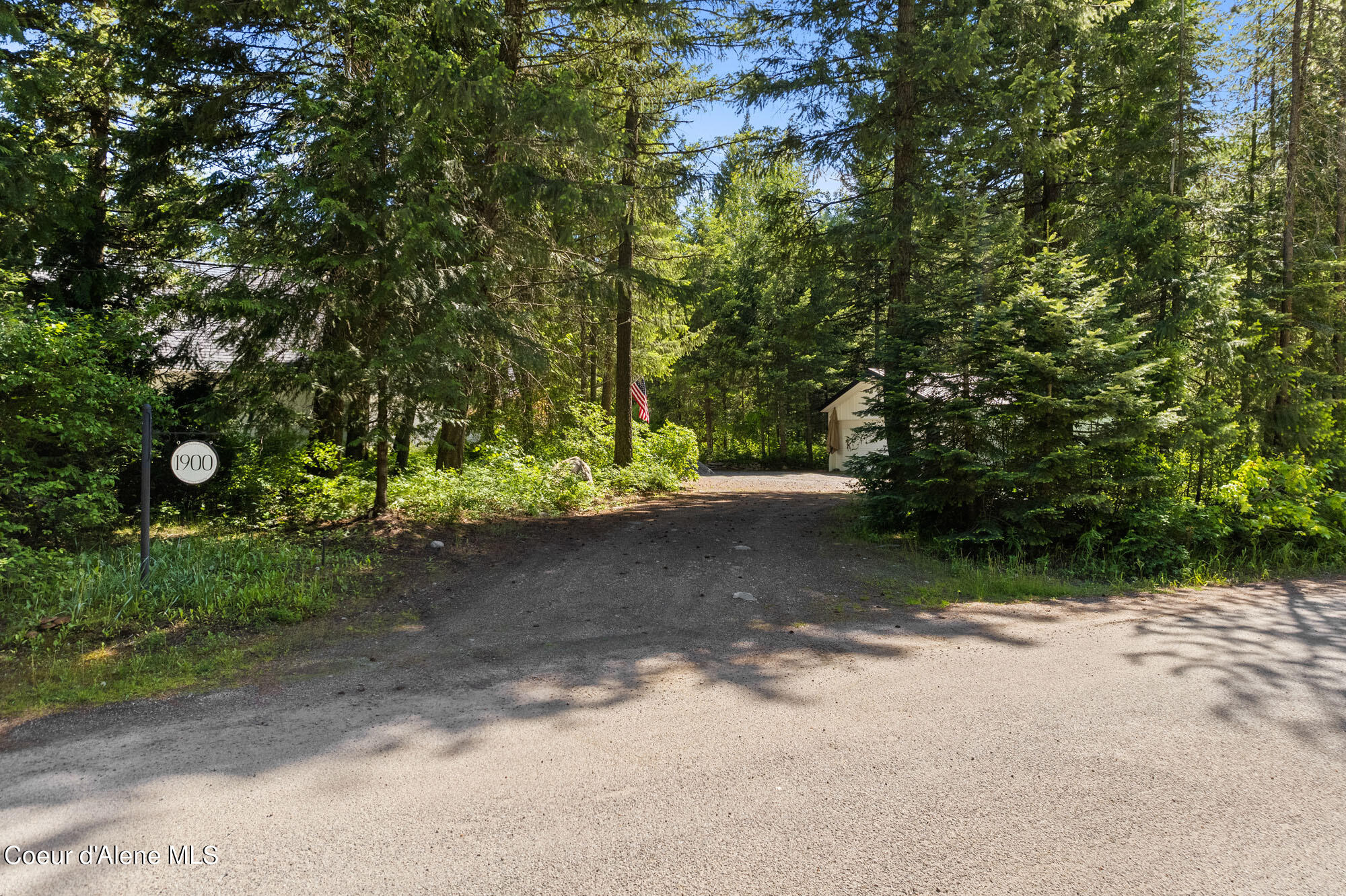 1900 W Hillsdale Road