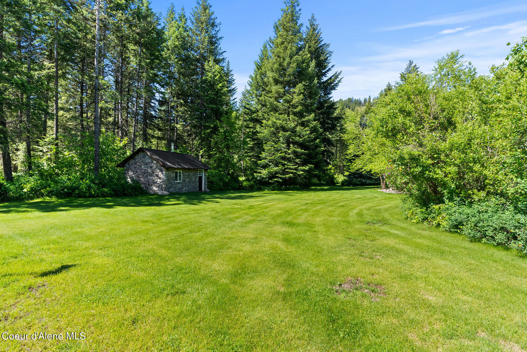 1900 W Hillsdale Road