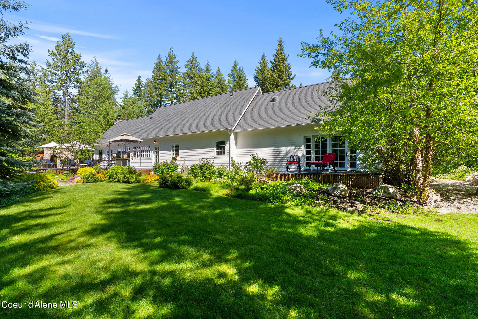 1900 W Hillsdale Road