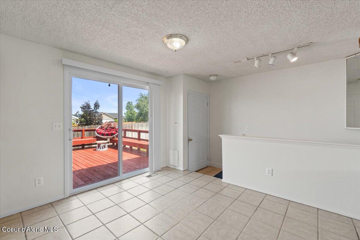 2784 N Madeira Loop