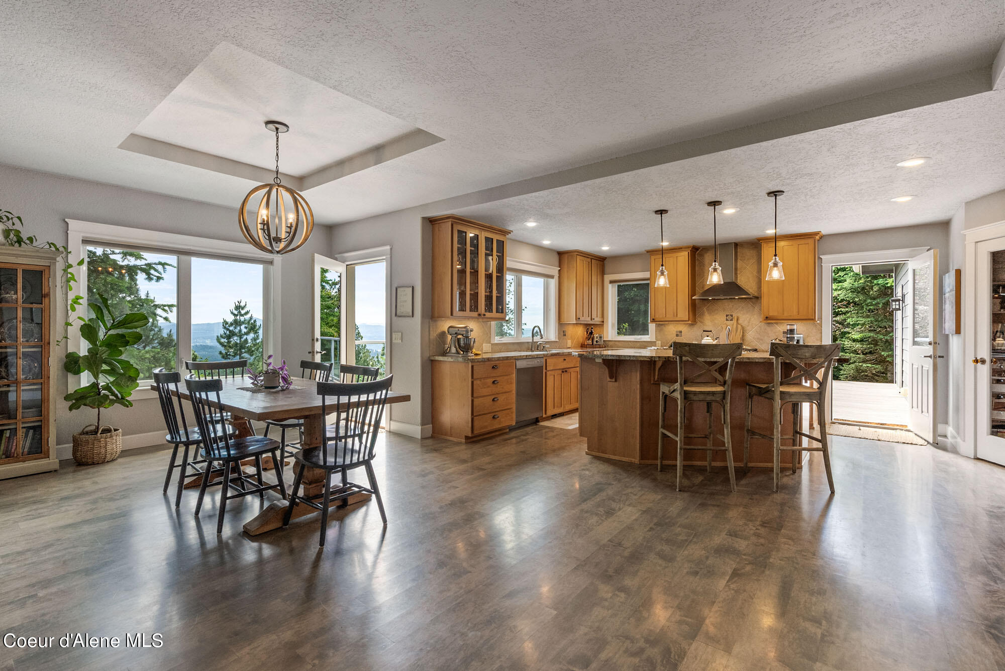 8614 W EAGLE RIDGE RD
