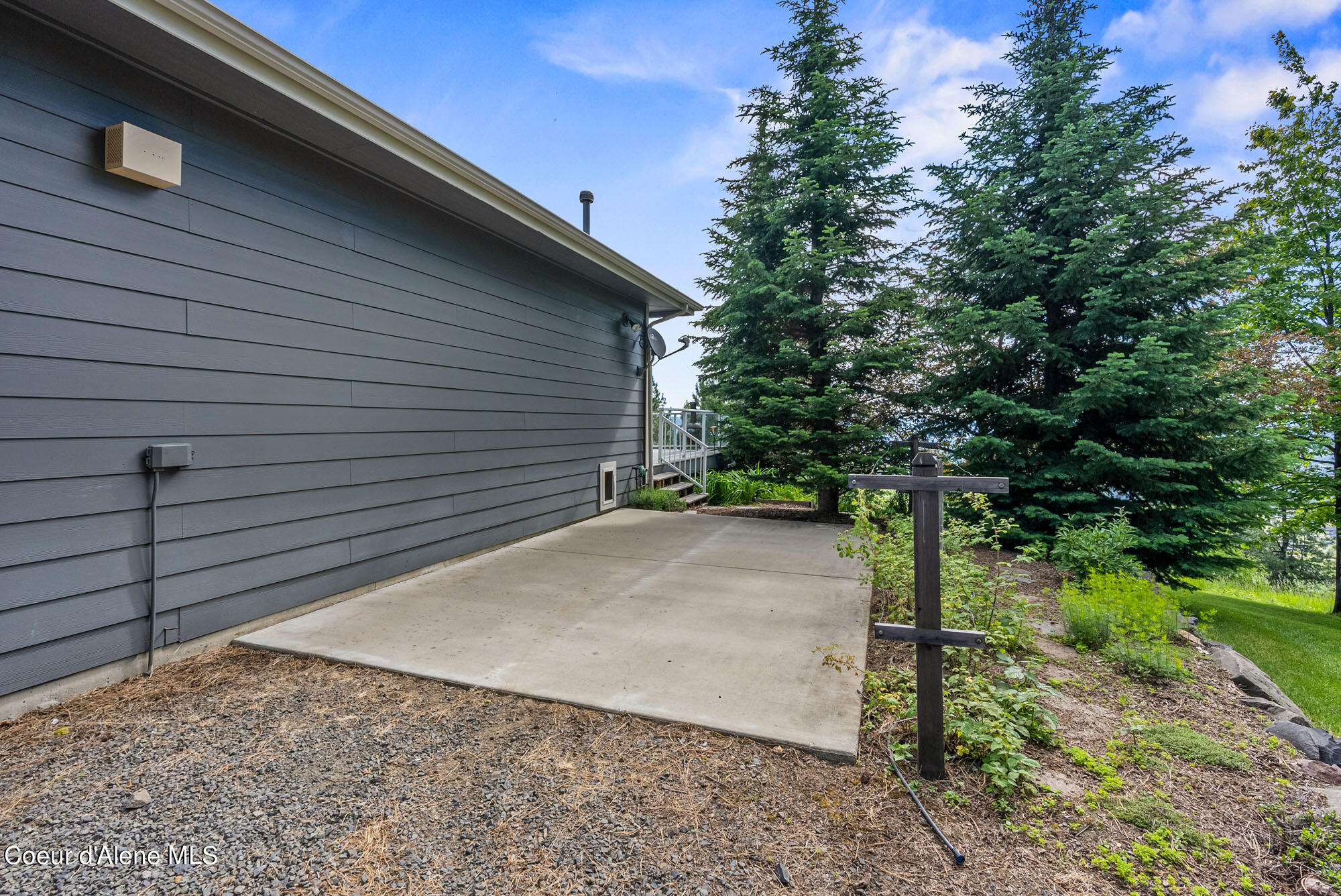 8614 W EAGLE RIDGE RD