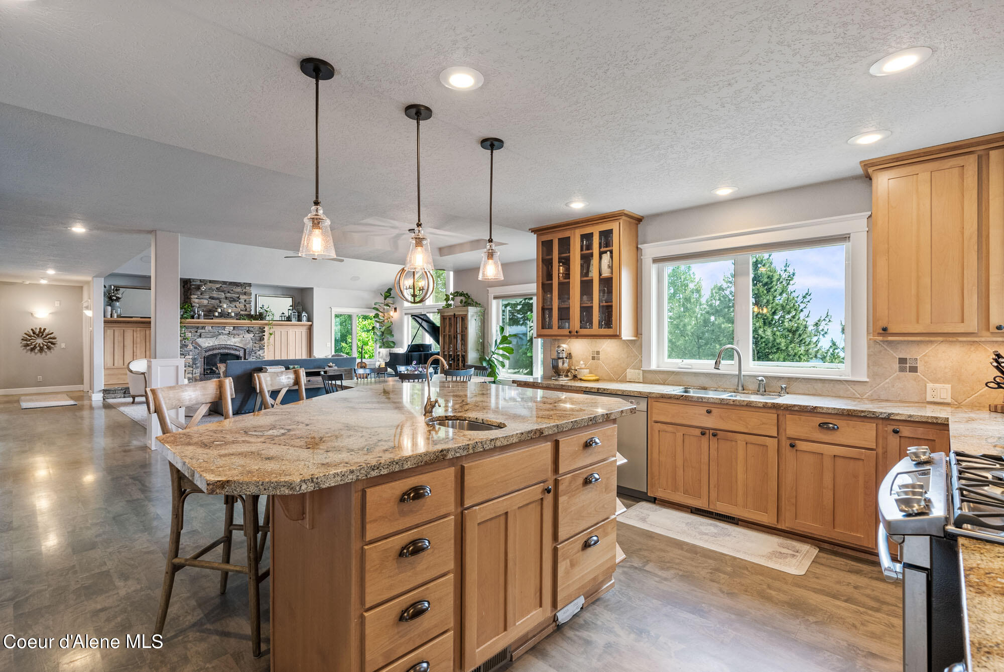 8614 W EAGLE RIDGE RD