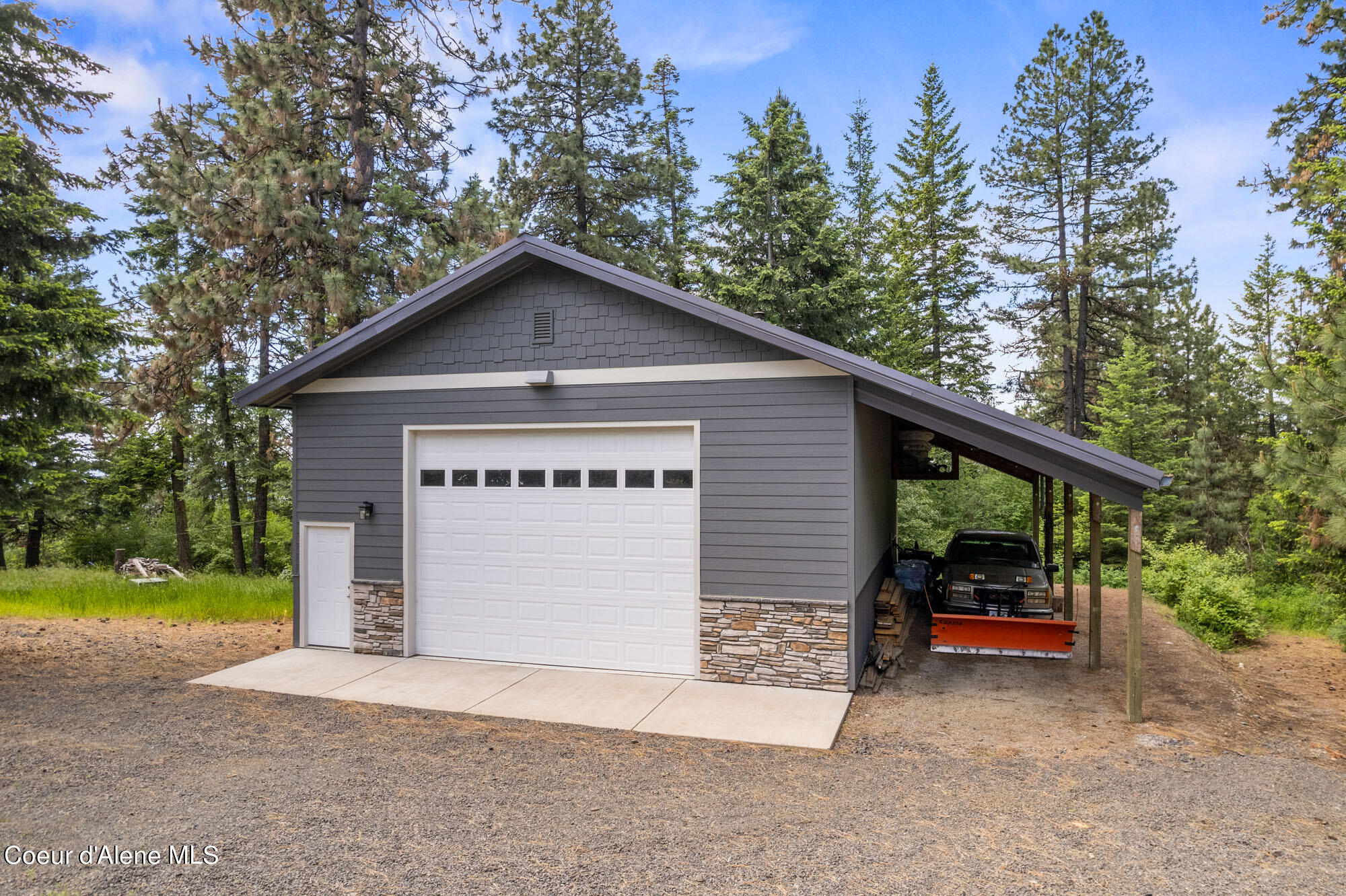 8614 W EAGLE RIDGE RD
