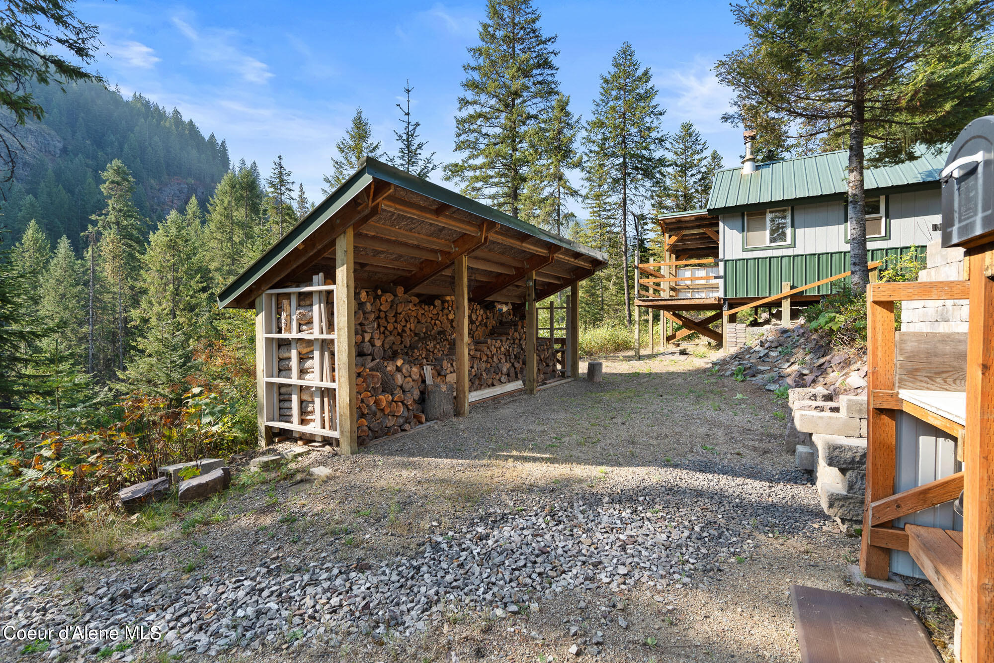 1256 DRY CREEK RD
