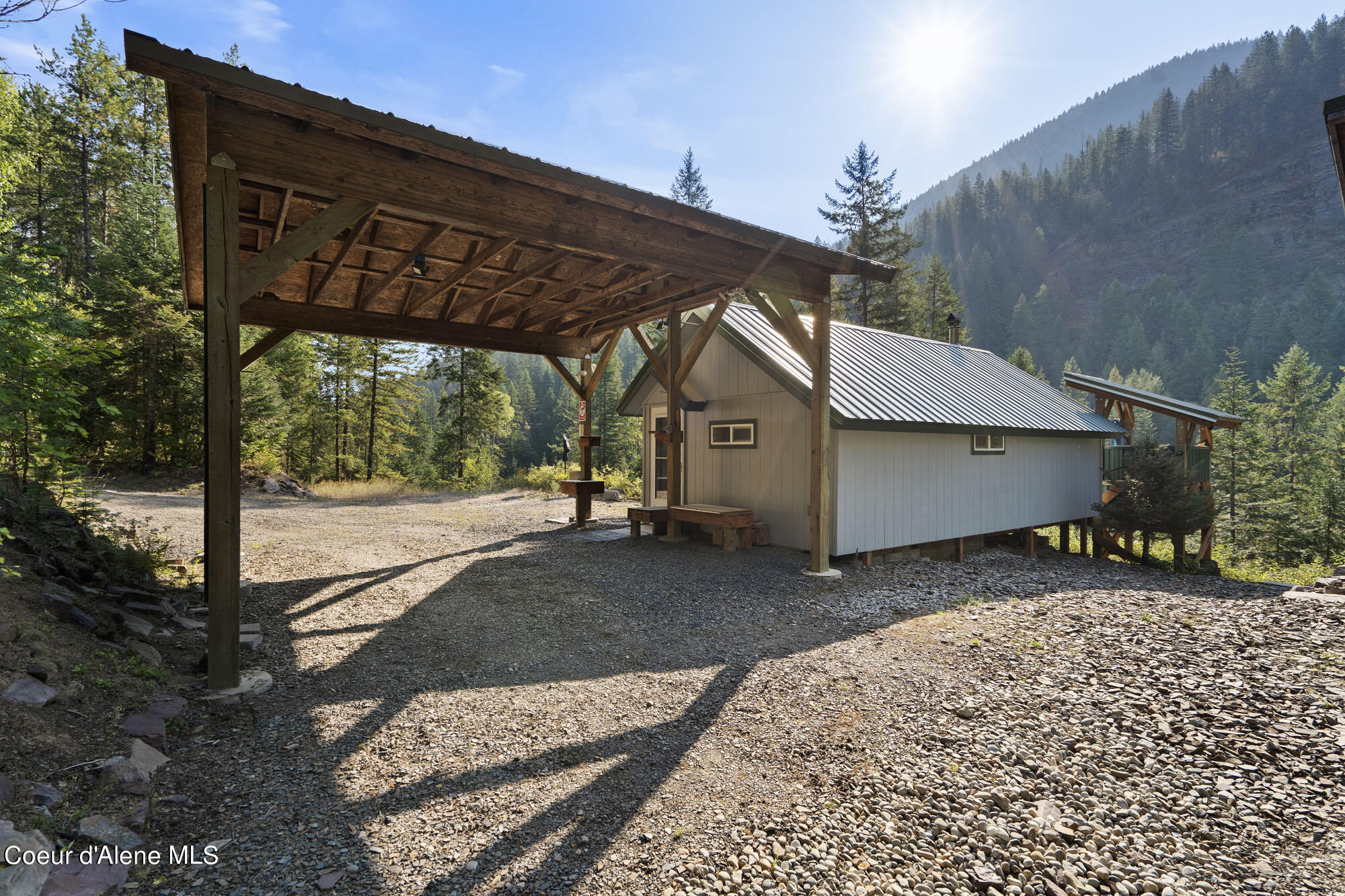1256 DRY CREEK RD