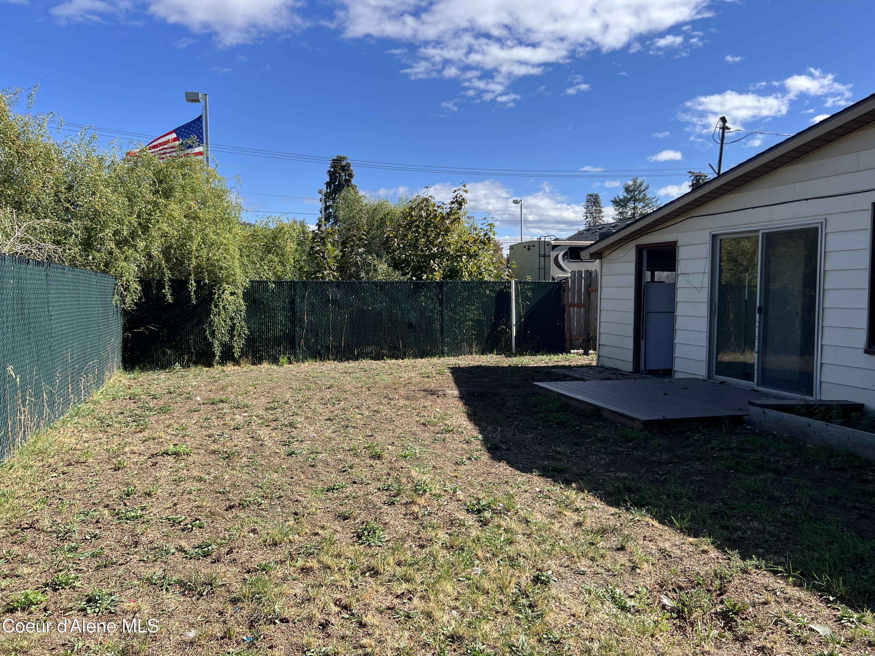 219 E ANNIE AVE