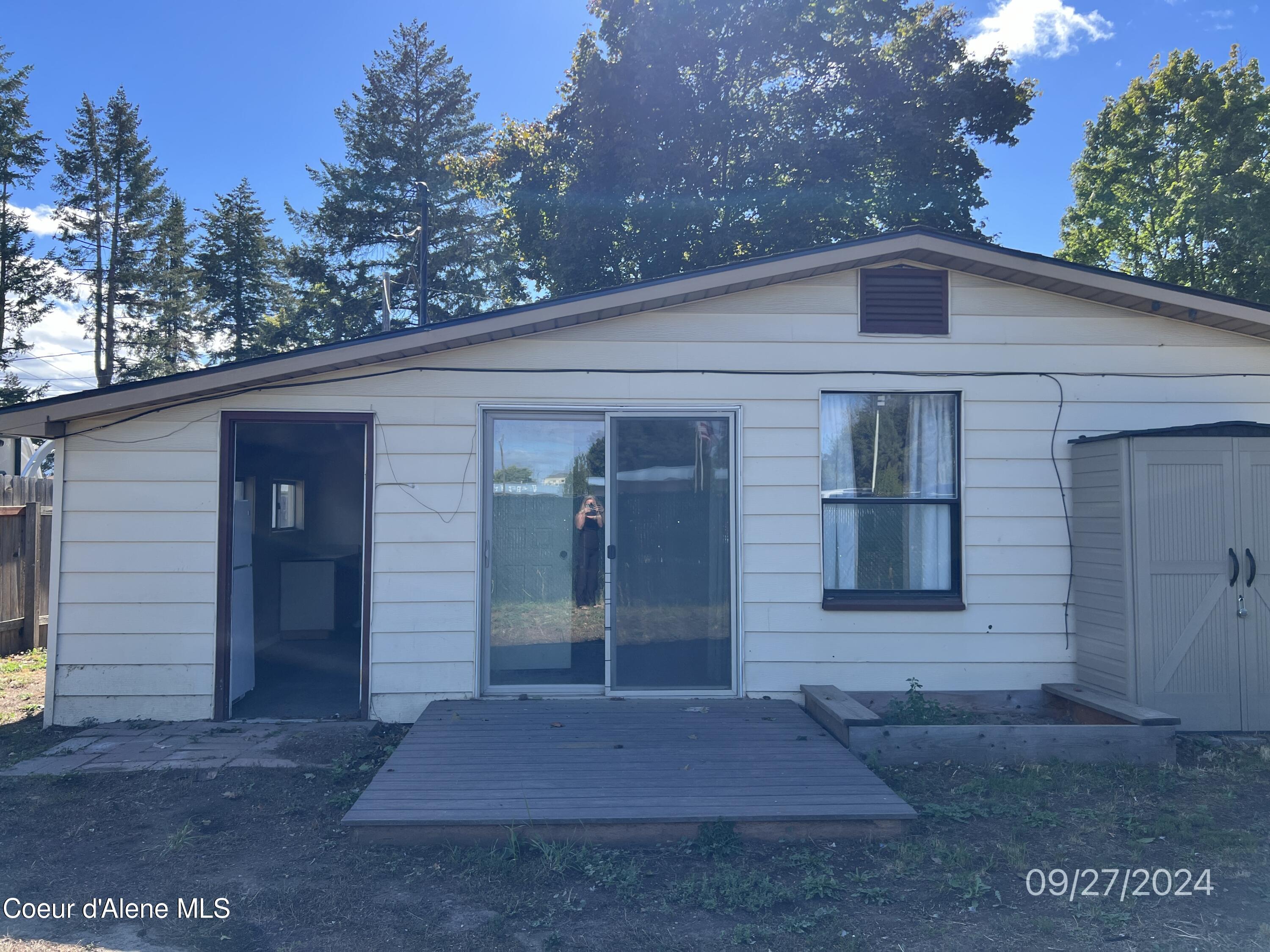 219 E ANNIE AVE
