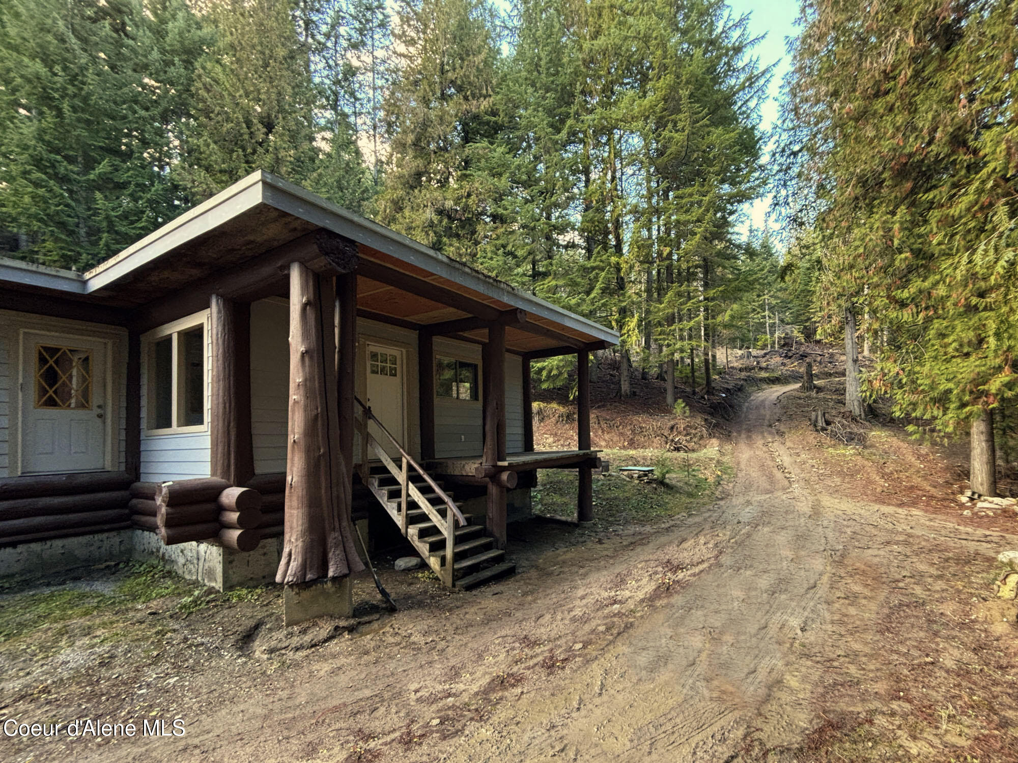 16701 N Right Fork Rd