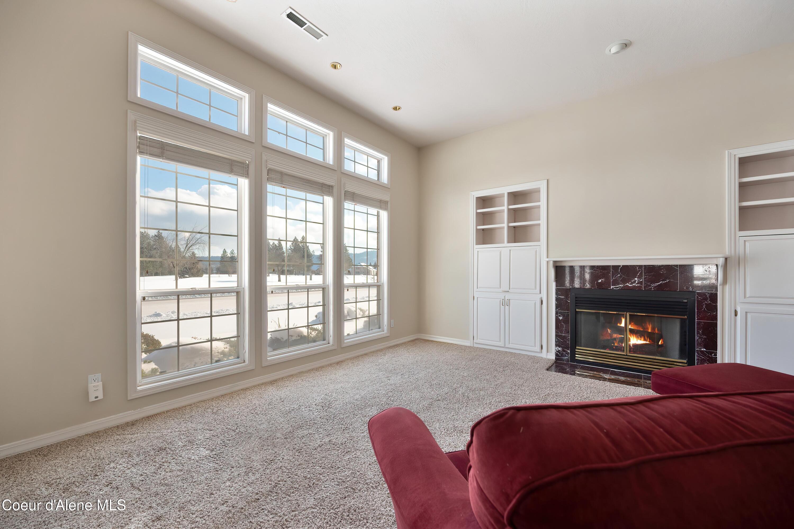 4411 E Inverness Dr