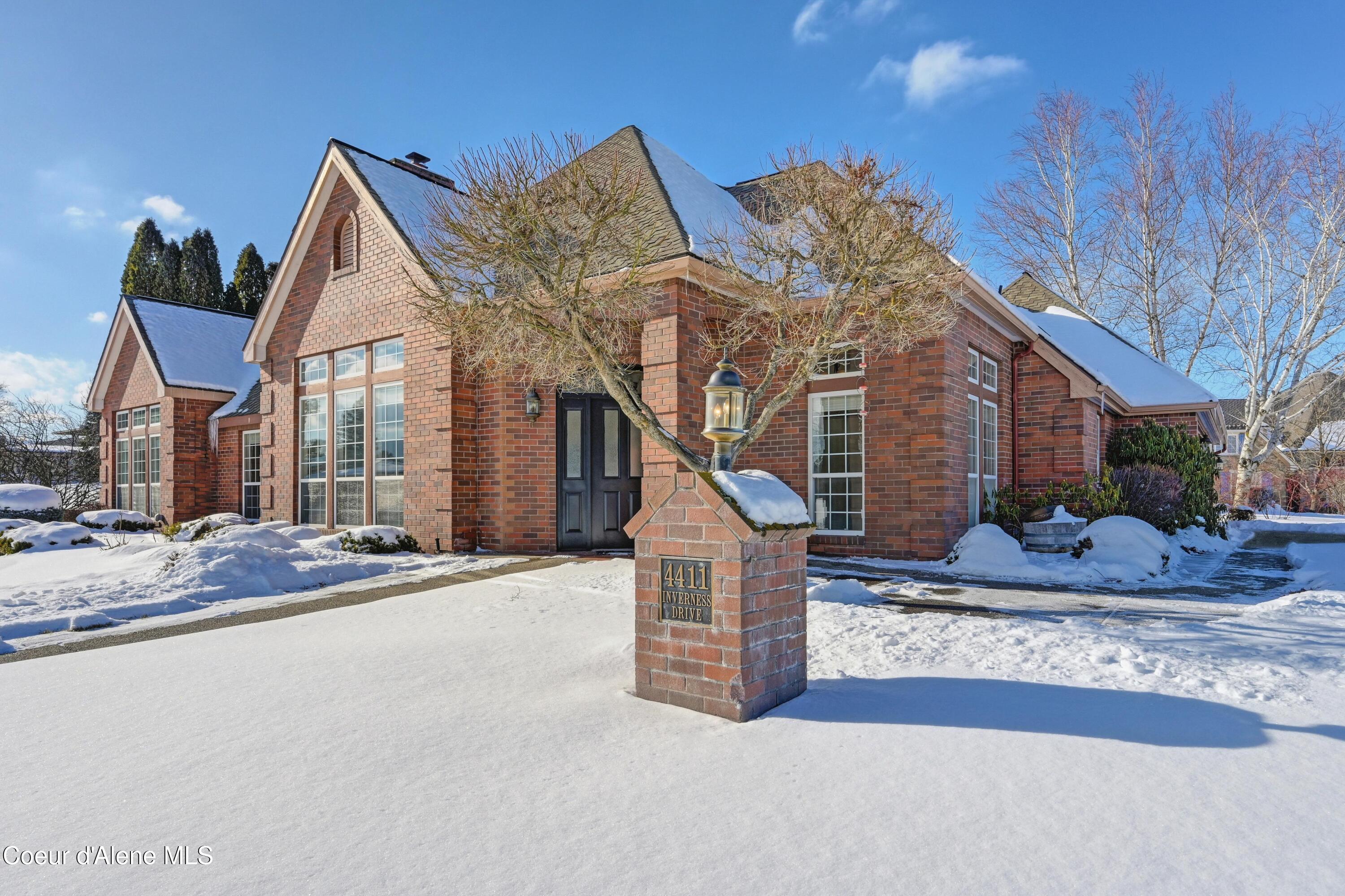 4411 E Inverness Dr