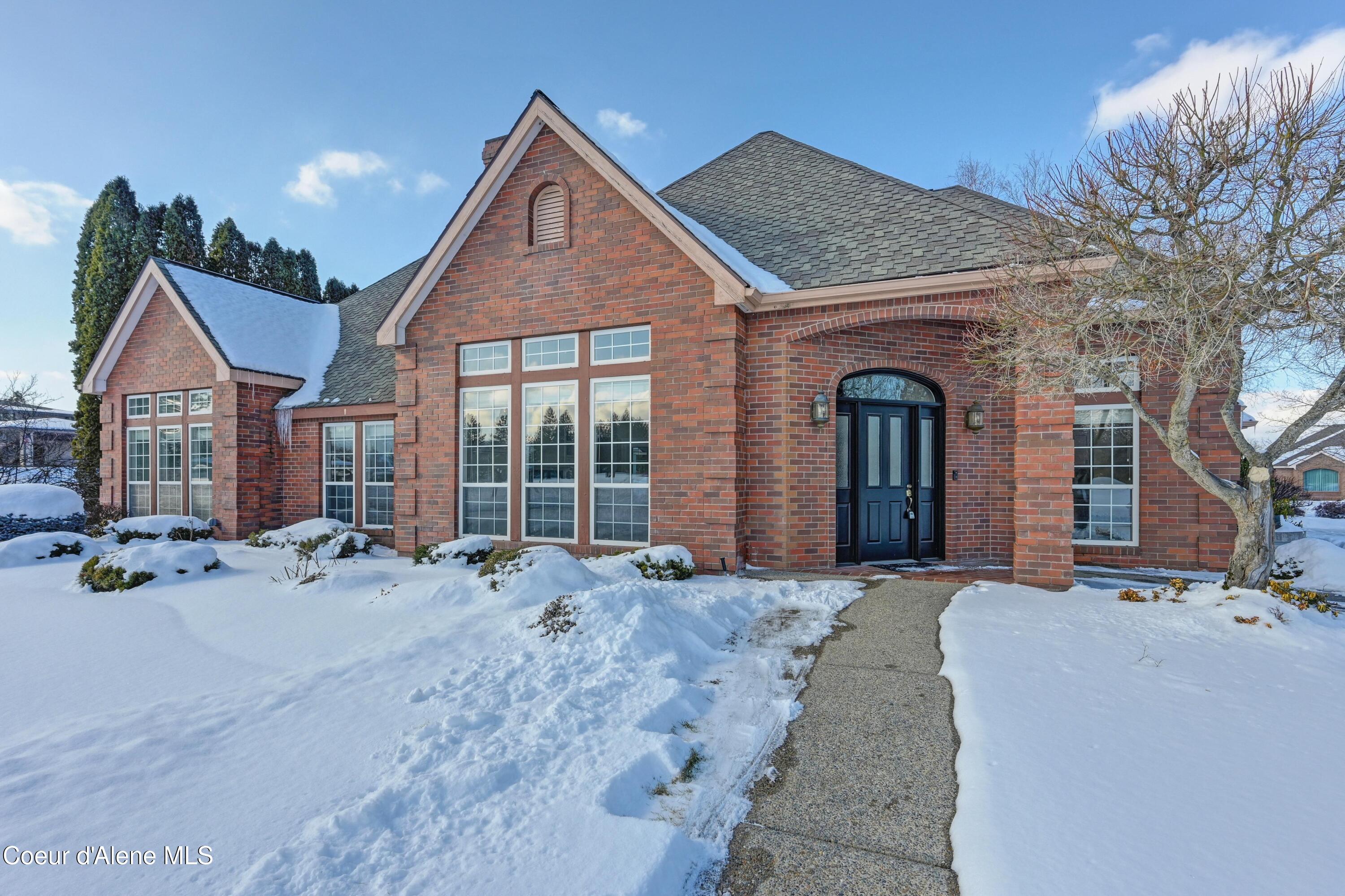 4411 E Inverness Dr