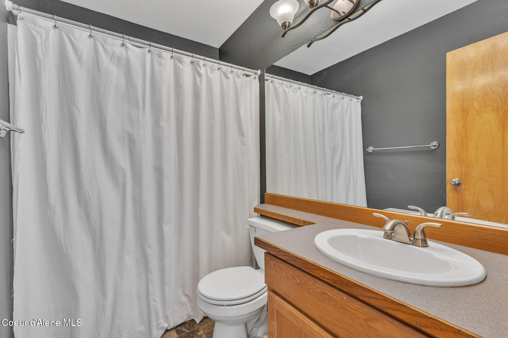 1130 N TOWNSEND LOOP