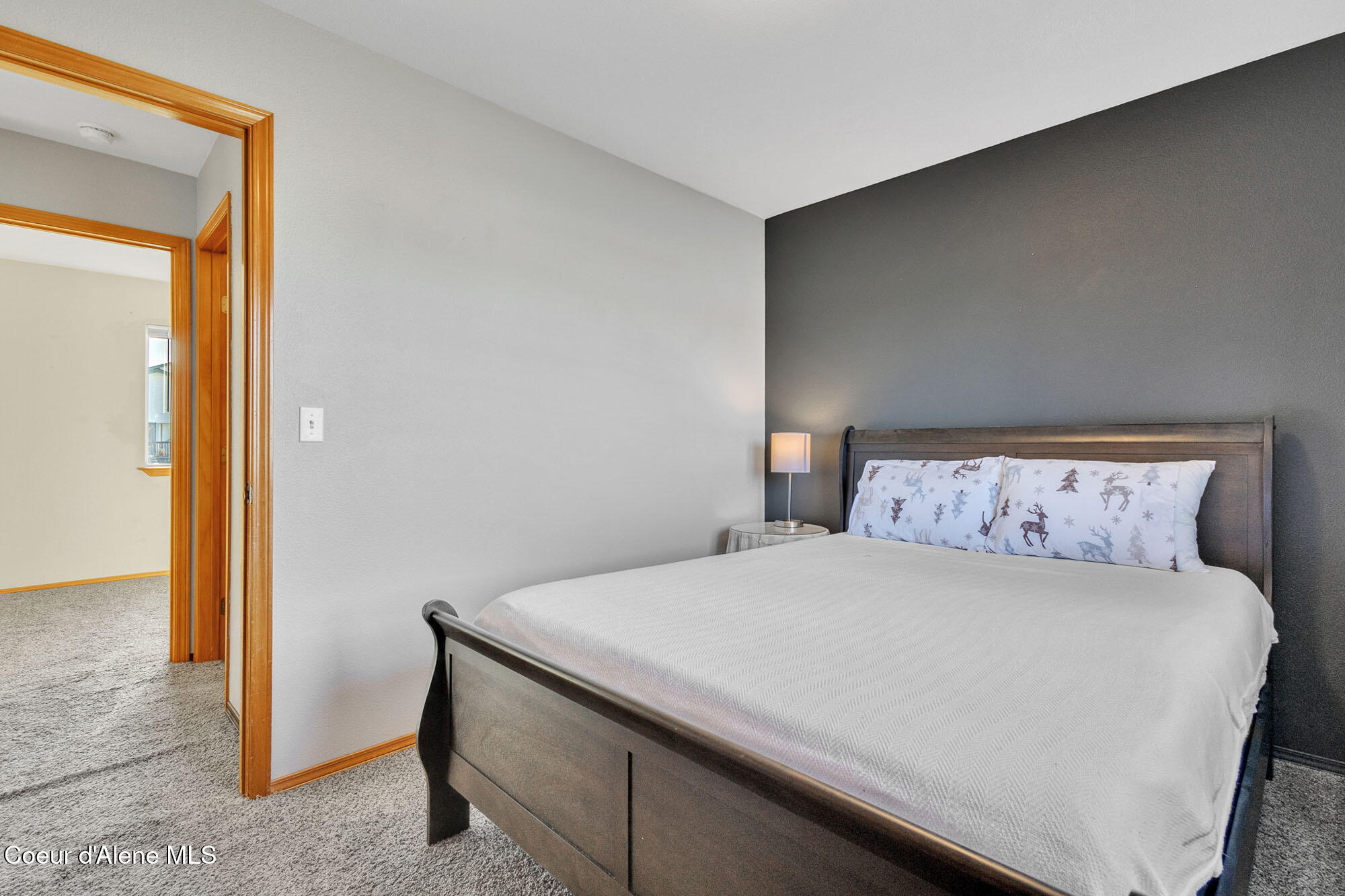 1130 N TOWNSEND LOOP