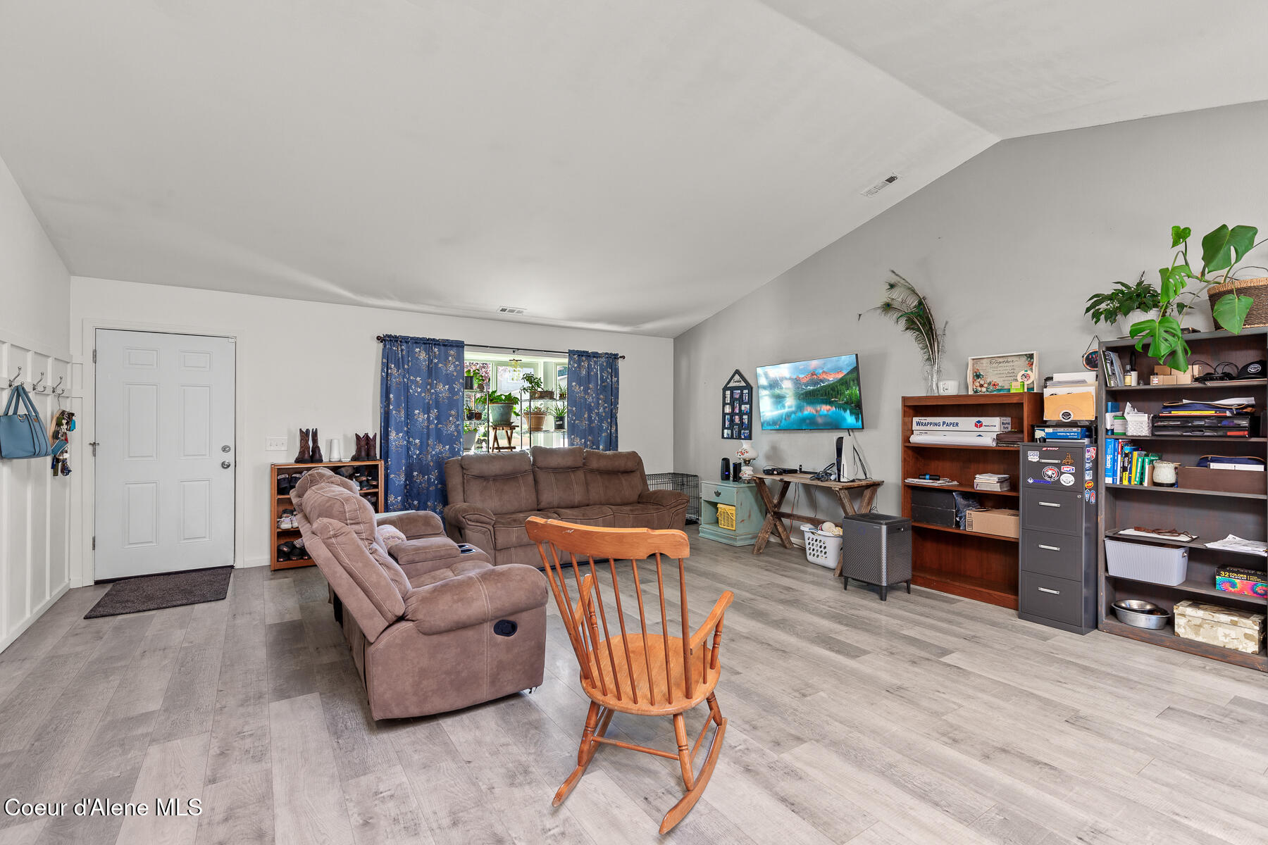 408 W Musket Ave
