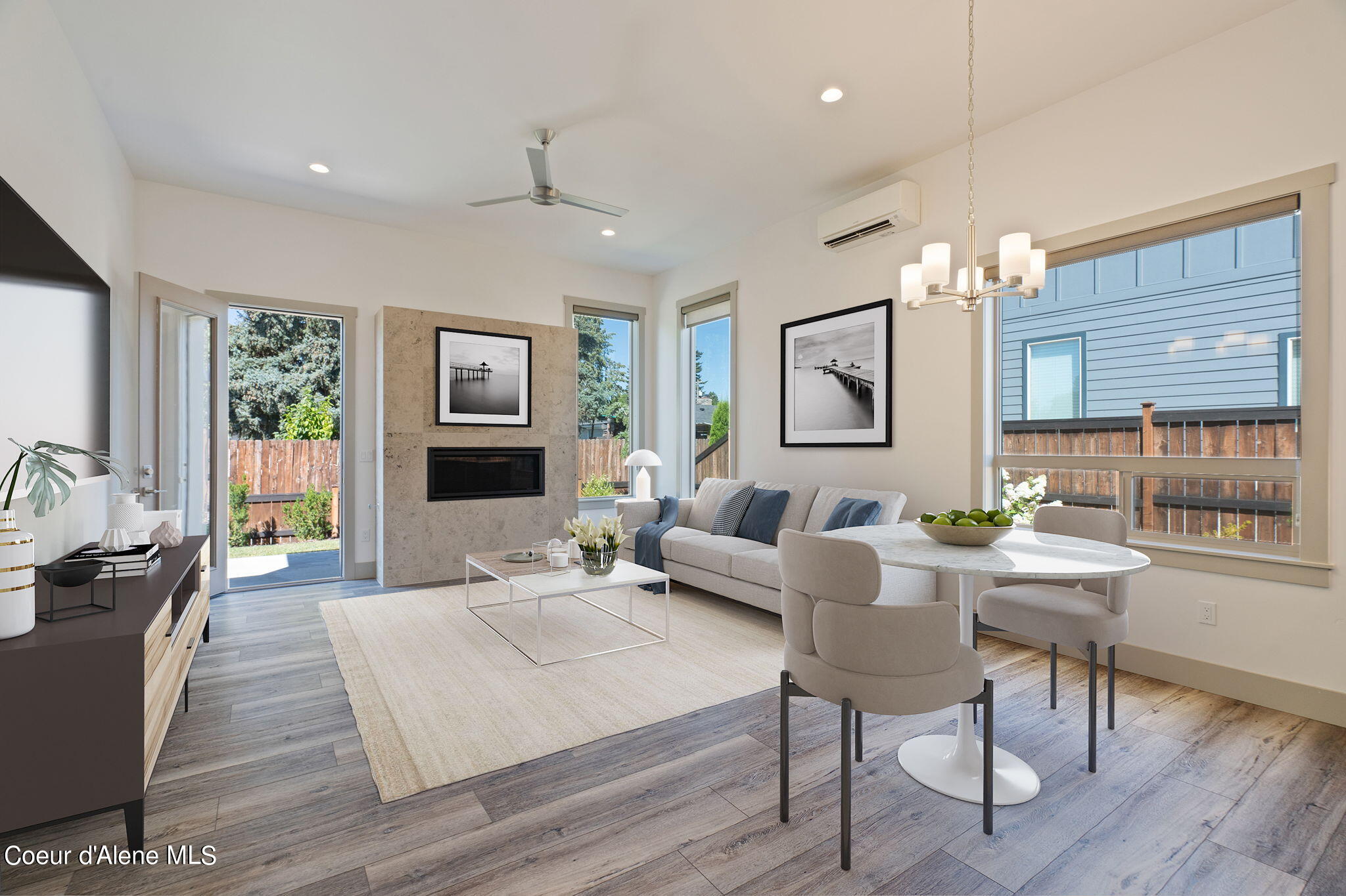 9463 N La Costa Ct