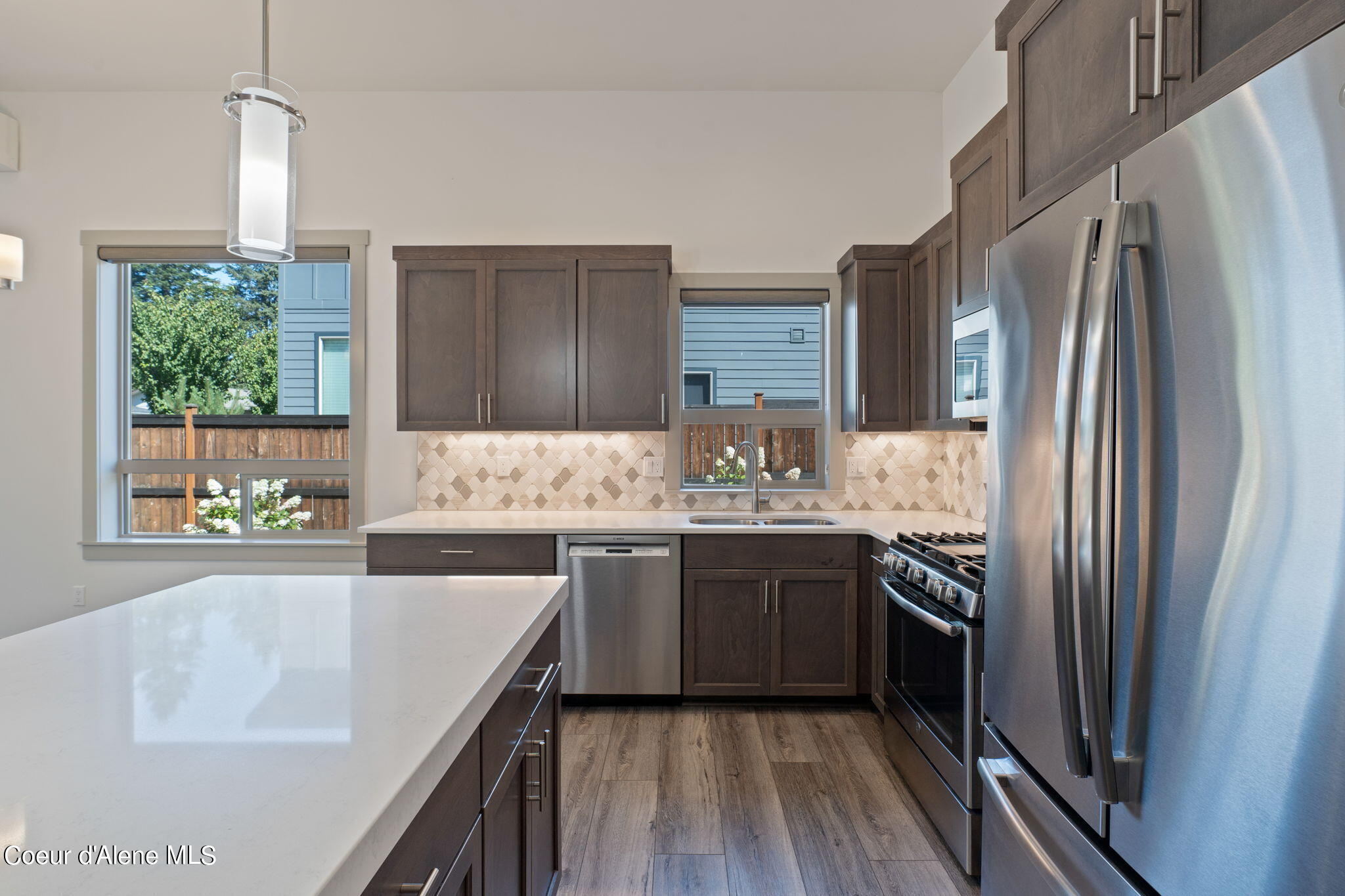 9463 N La Costa Ct