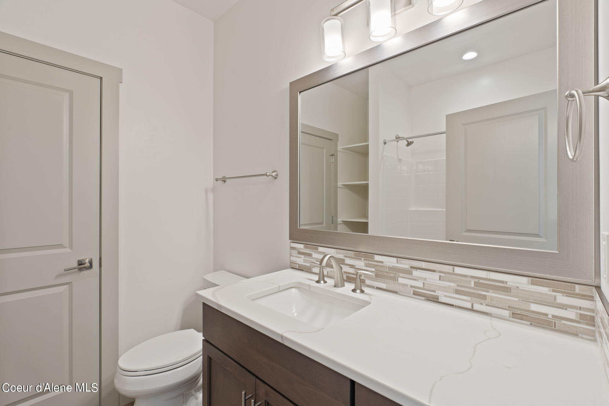 9463 N La Costa Ct