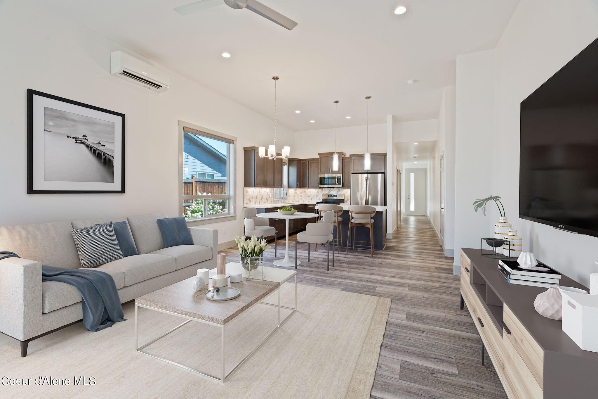 9463 N La Costa Ct