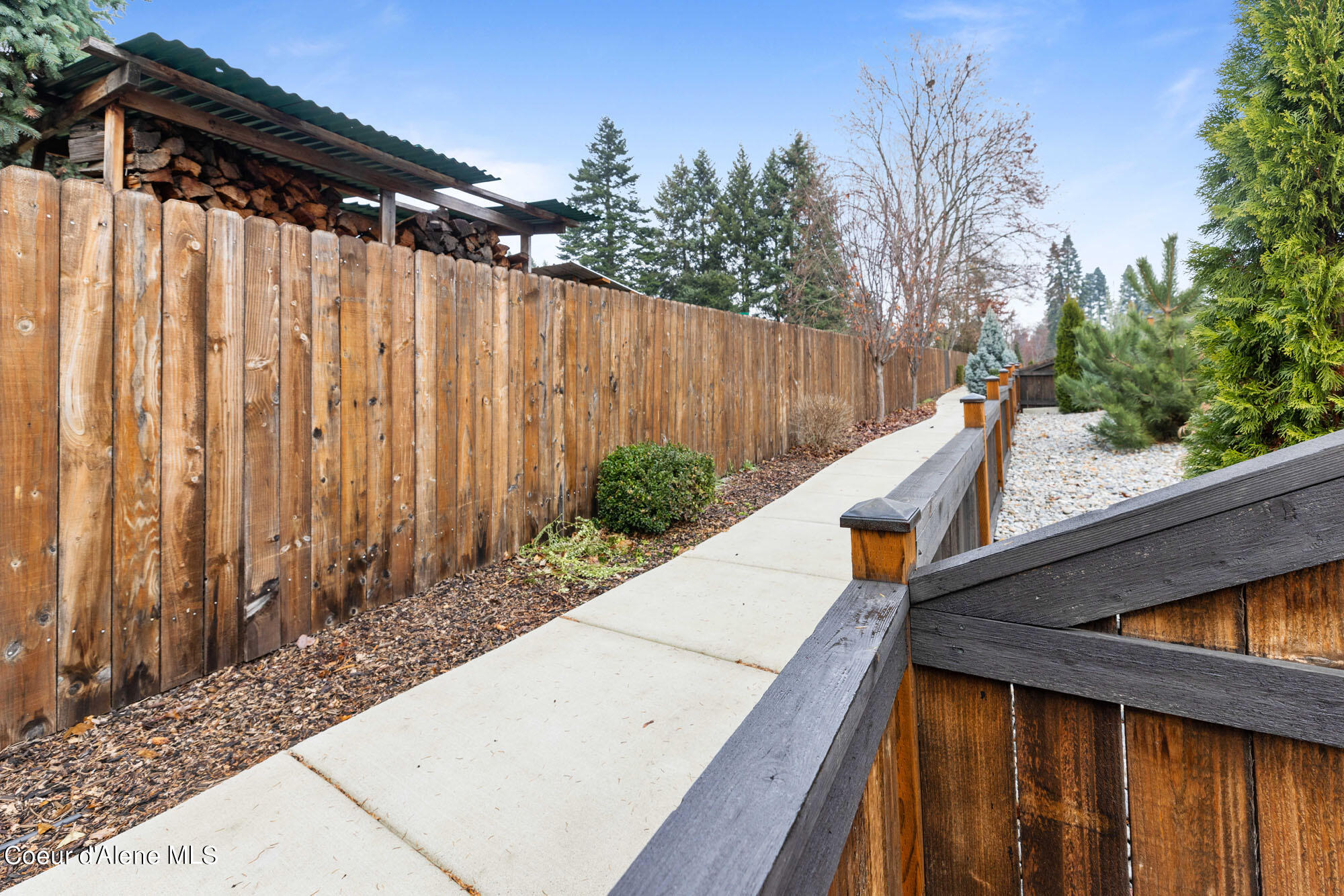 9463 N La Costa Ct