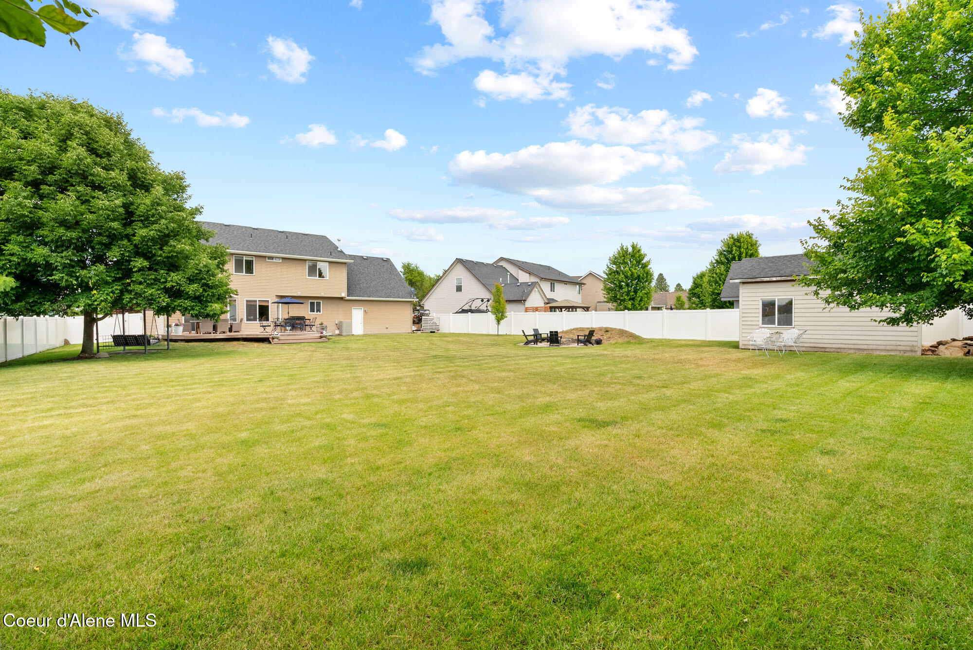 2518 W ASHLAND LN
