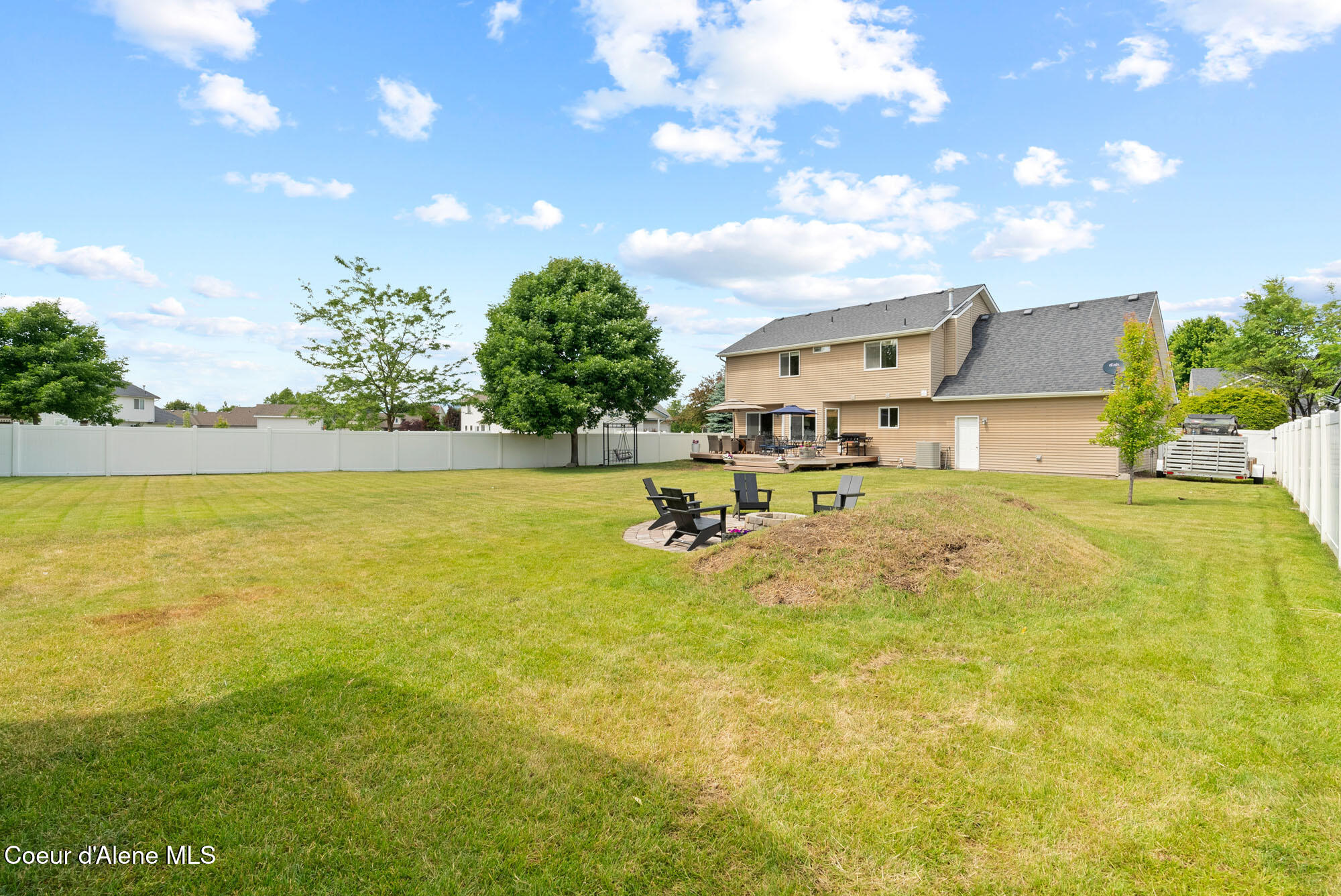 2518 W ASHLAND LN