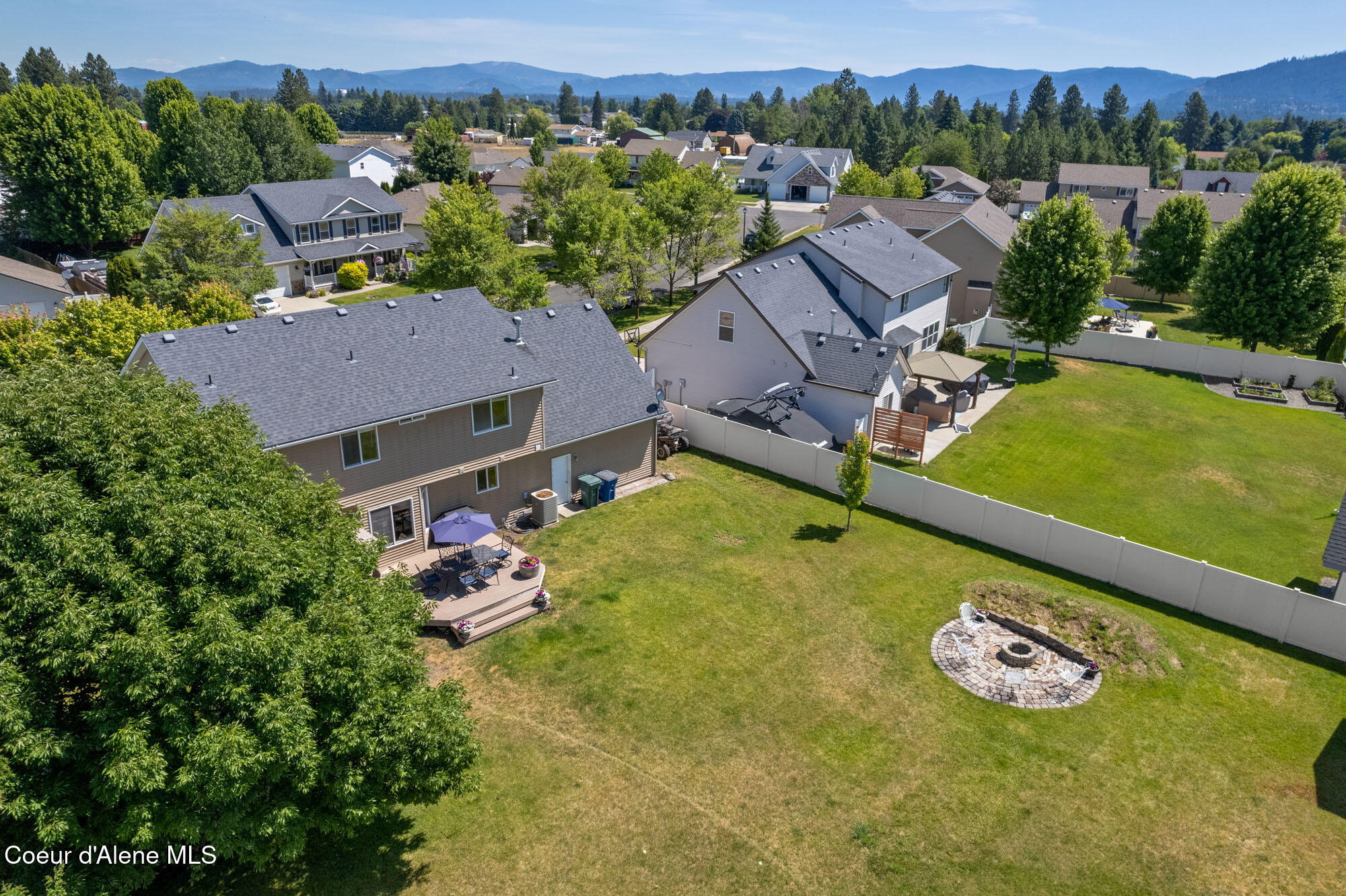 2518 W ASHLAND LN