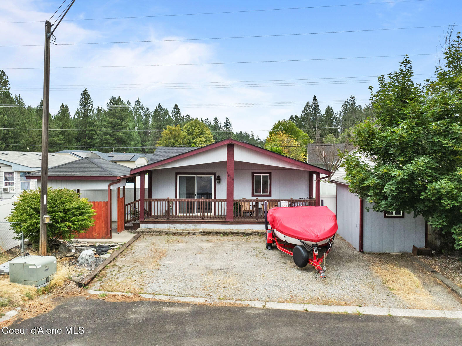 1829 E BARK LOOP