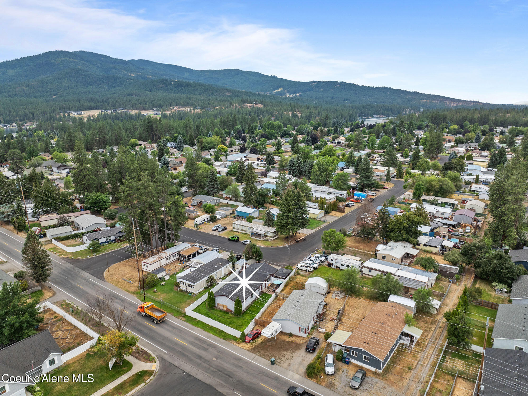 1829 E BARK LOOP